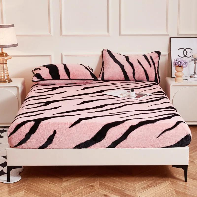 Winter new tiger pattern fast warming imitation rabbit plush mattress thickened plush mattress protective cover dust-proof
