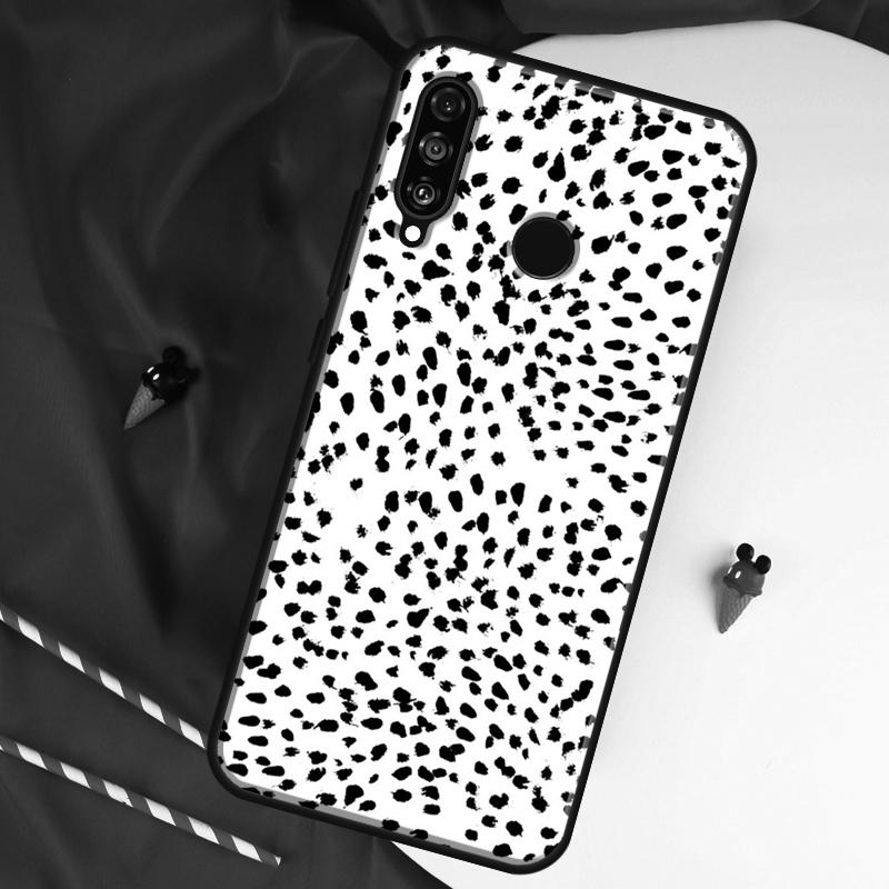 Black and White Dalmatian Cow Zebra For Huawei Nova 9 SE 10 5T Y90 Y70 Y60 Y61 Y91 Y72 12i 12s 11i P60 Pro P20 P30 P40 Lite Case