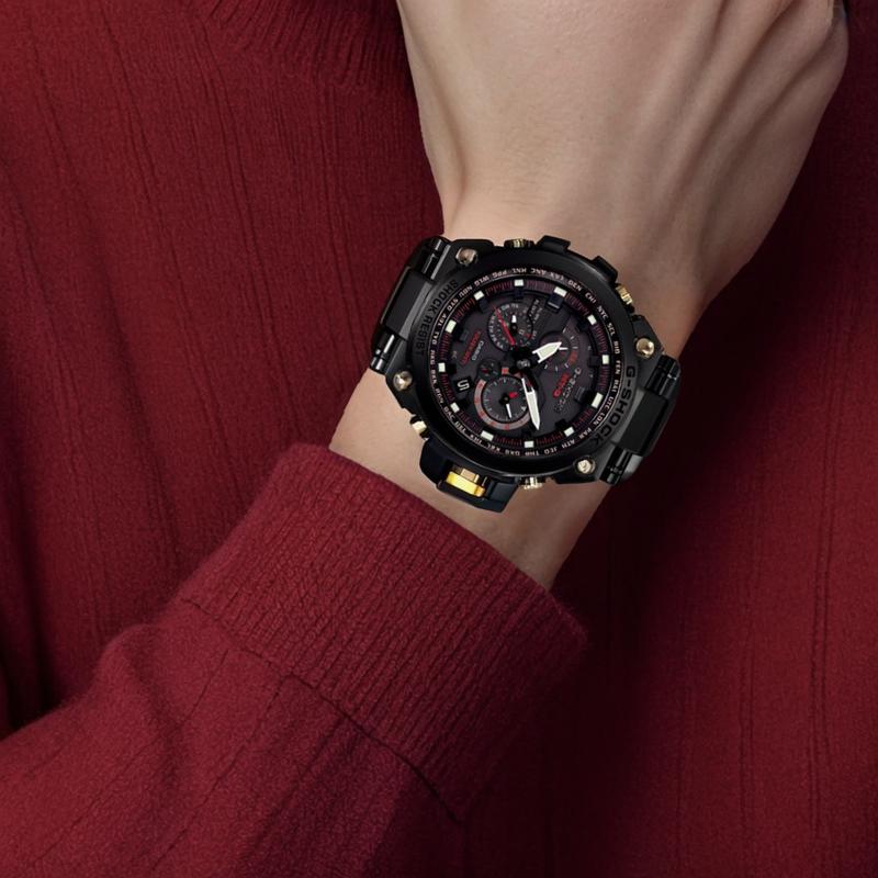 Casio G-SHOCK 200 Meters Waterproof Fashion Style Quartz Movement Resin Stainless Steel Strap Japanese and Korean Watch 53.5mm Men's MTG-S1030BD-1