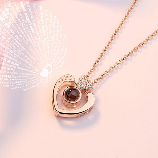 Peach Heart Series Titanium Steel Necklace: Elegant & Simple Gift for Women, Light Luxury Fashion.
