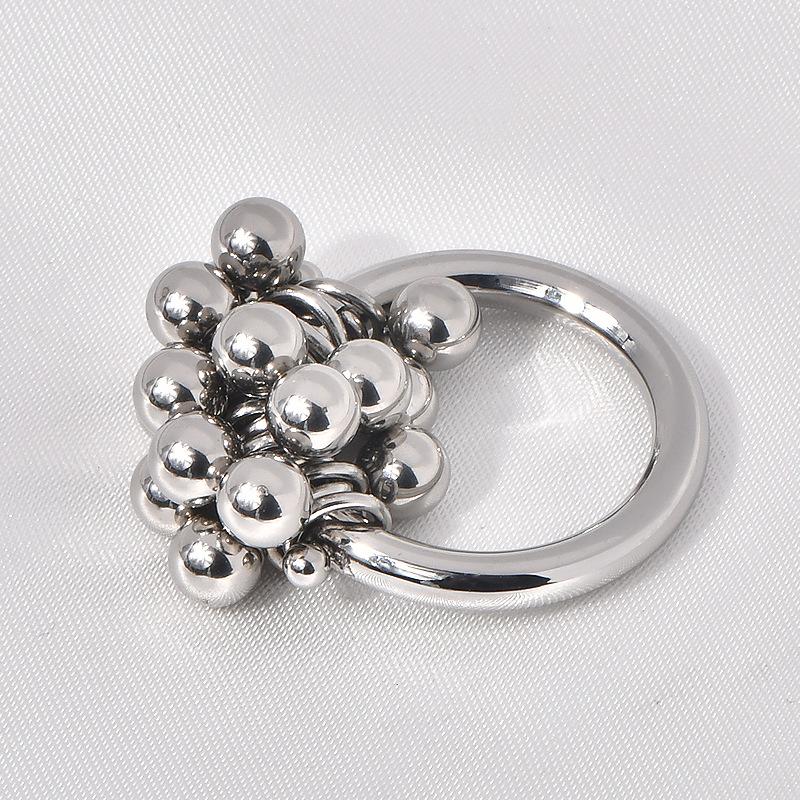 

Elegant Gold-Plated Beaded Ring with Metal Ball and Grape Design Size 9