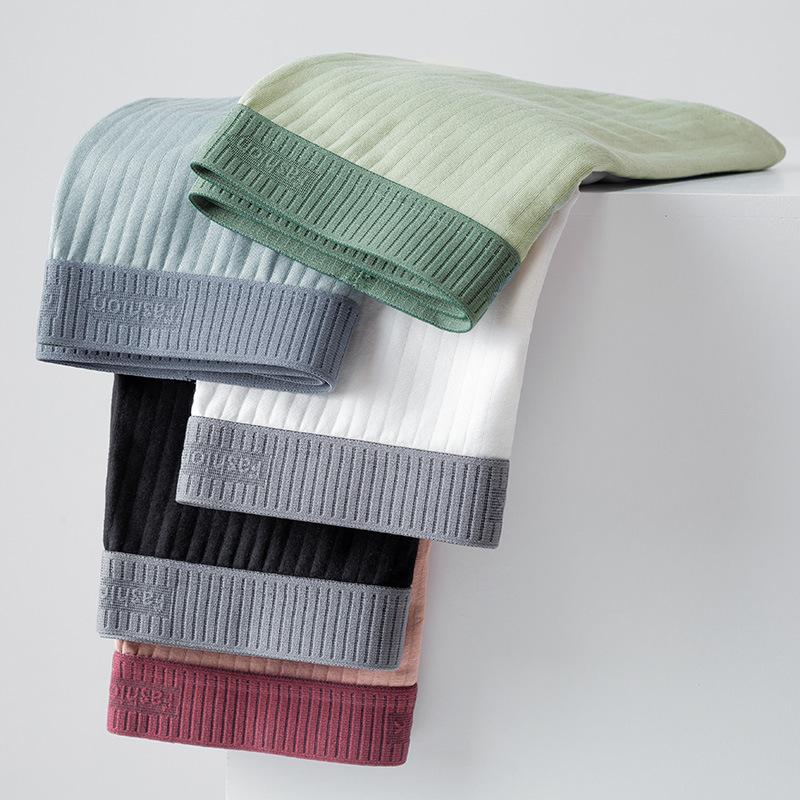 Men's Underwear Made of Pure Cotton Seamless Breathable Men's Mid Waist Loose Four Cornered Underwear