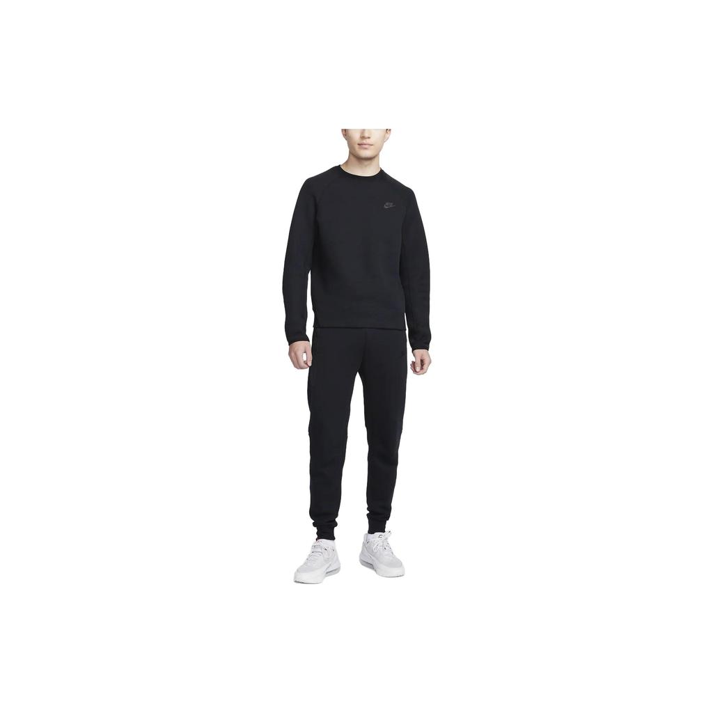 Nike Effen Kleur Nauwsluitend Sweatshirt met Lange Mouwen Heren tops Zwart FB7917-010