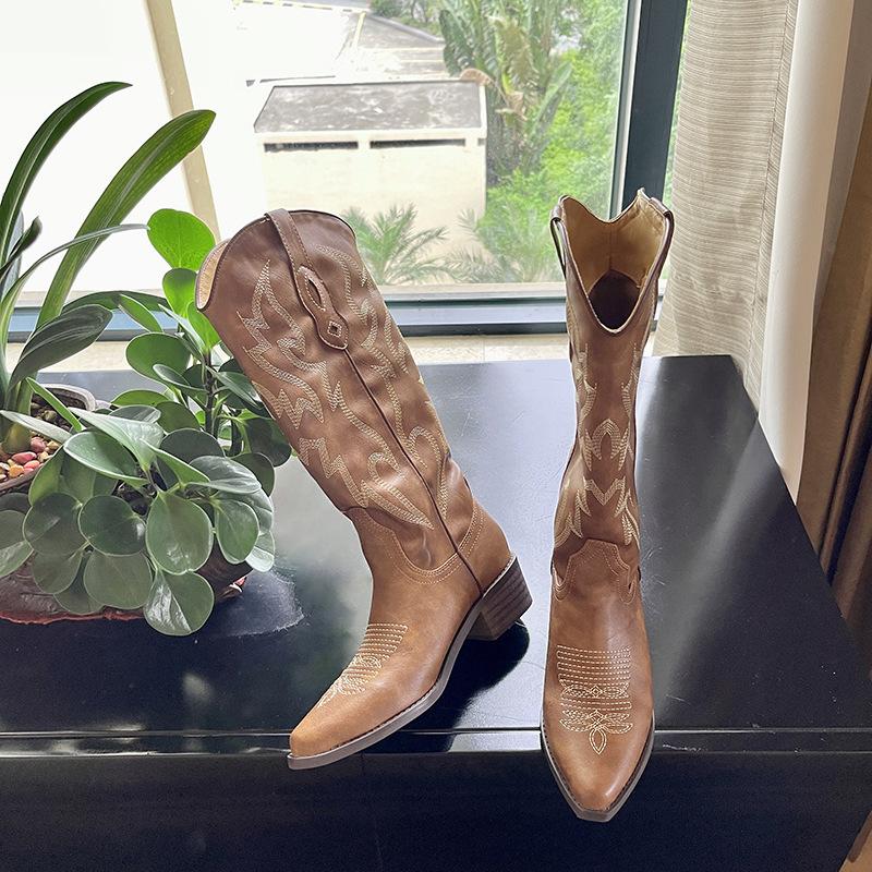 Cowhide version~ Genuine leather western cowboy boots women's embroidered knight boots Chelsea Martin boots medium tube Maillard boots