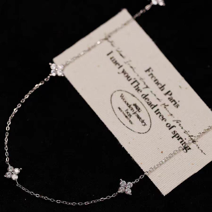 Zircon Four-Leaf Flower Jewelry Set: Necklace, Earrings, Bracelet & Ring - Trendy Style Clavicle Chain