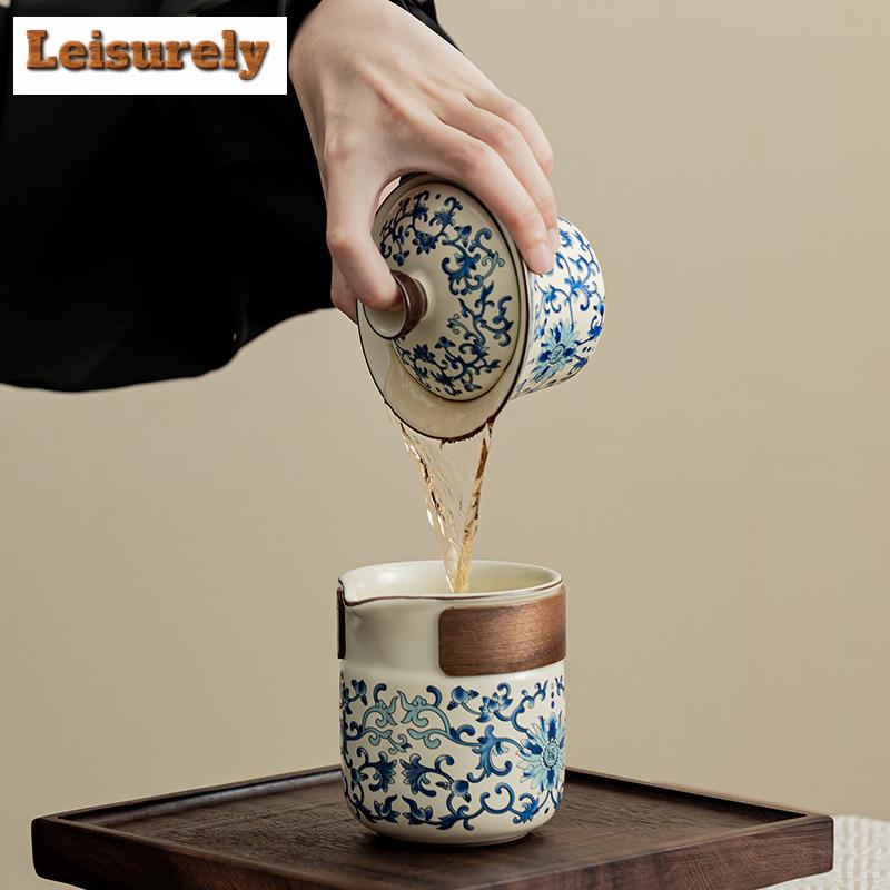 150ml Retro Ru Kiln Porcelain Gaiwan Modrobílý Požehnání Tři Talenty Čajová mísa Víko na čaj Miska Čajové Servisy Řemesla