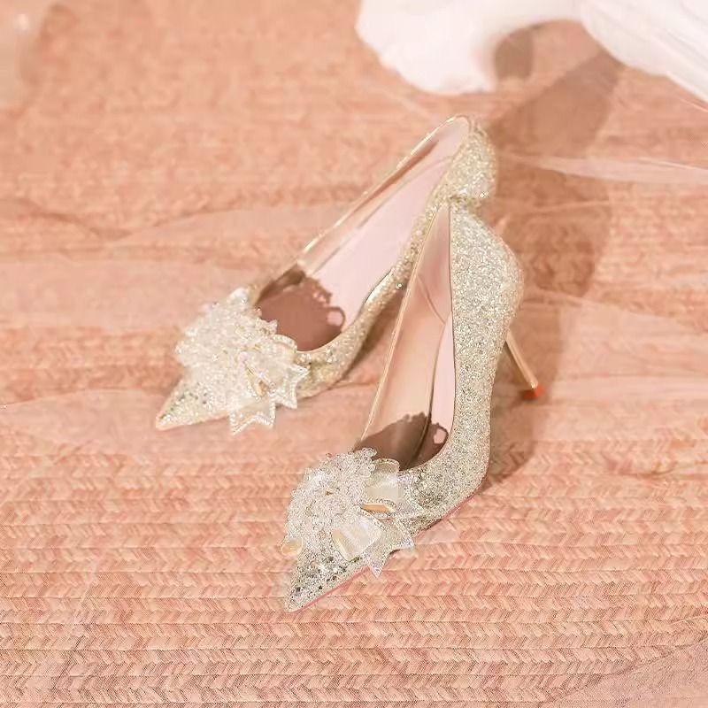 Wunderschöne spitze Stiletto-High Heels Damen Frühling und Sommer 2025 neu Französisch vielseitig bequem flacher Ausschnitt Damen Einzelschuhe