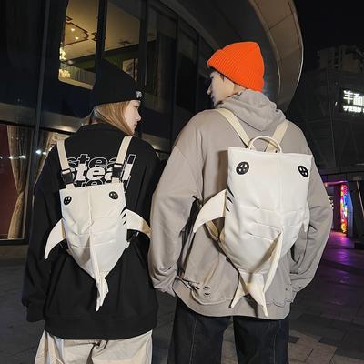 2025 Frühling neuer trendiger cooler Stil personalisierter Hai-Rucksack Lederrucksack Damentasche Pendler-Reisetasche