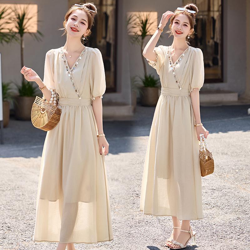 

2025 Летнее Элегантное Платье с V-образным вырезом А-силуэта с высоким поясом ZQ2525 XXL (65-70kg) хаки