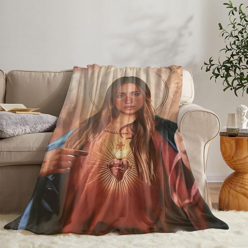 T-tate McRae Throw Soft Flannel Throw Summer Blanket Lightweight Cozy Nap Blanket for Sofa Bed Travel