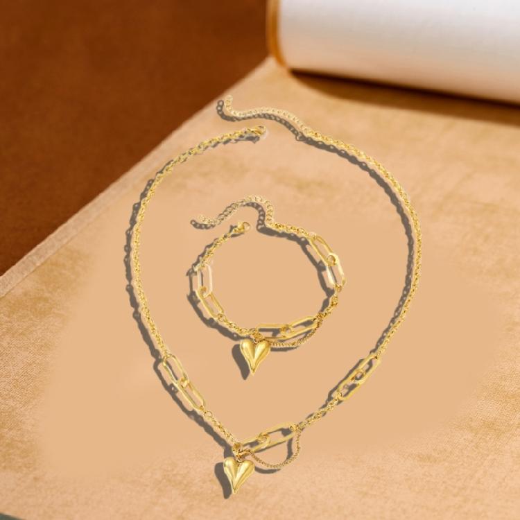 Delicate Heart Pendant Necklace Engagement Wedding Jewelry Set Stainless Steel Texture Suitable for Matching Any Outfits