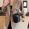 New Bucket Bag Diamond Chain Bag Shoulder Bag Heart-shaped Versatile Messenger Bag Women