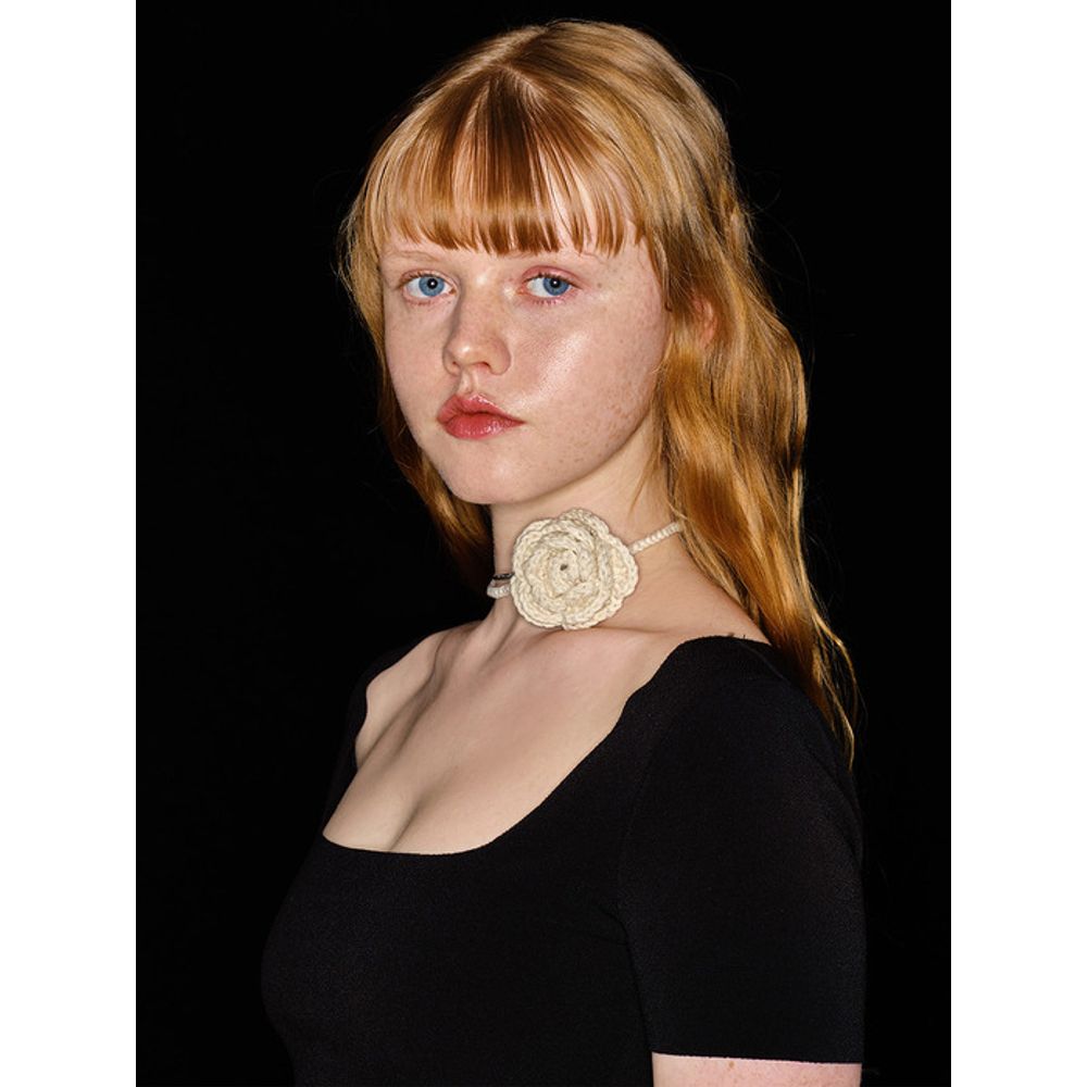 Eireve CROCHET ROSE MULTI NECKLACE (CREAM BEIGE)