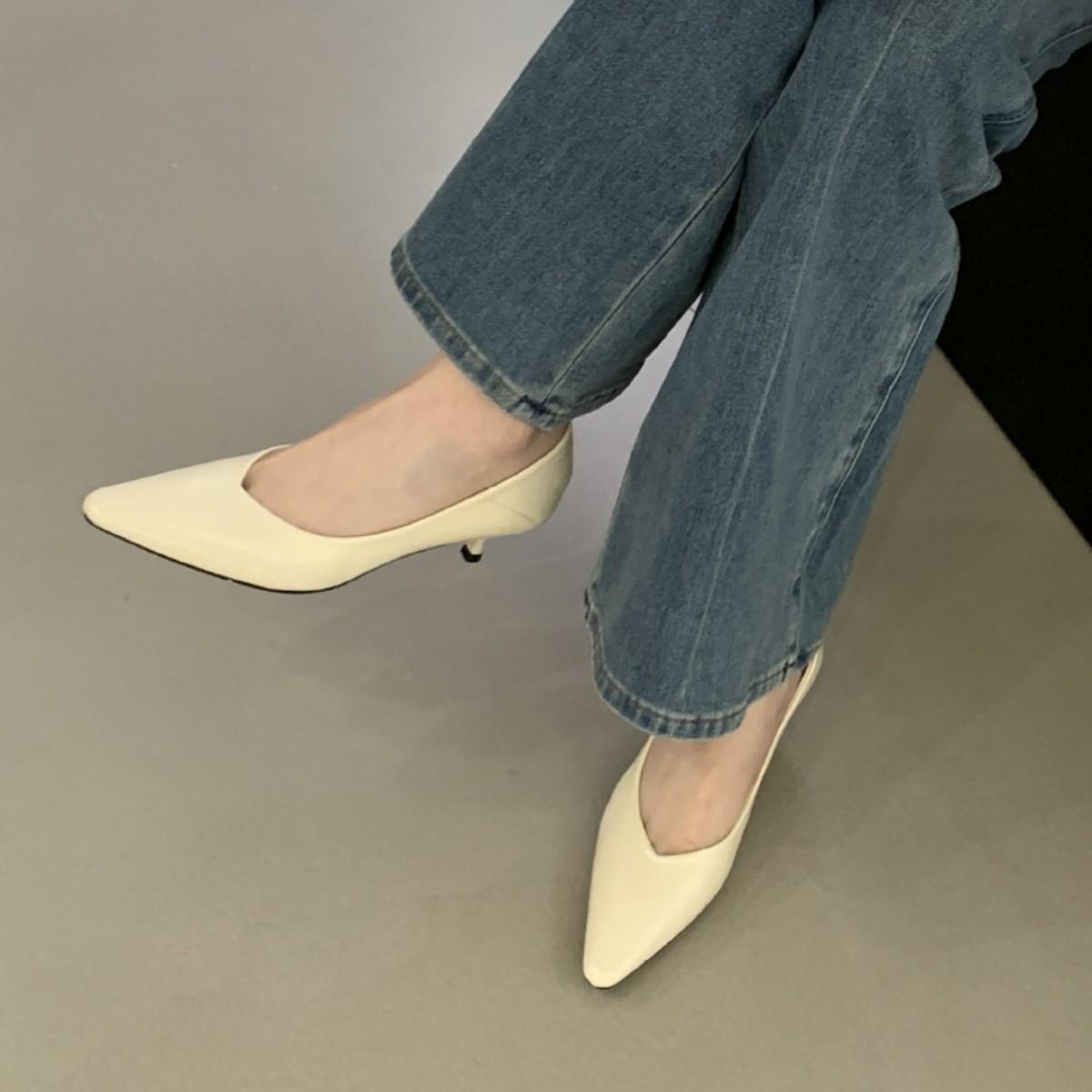 

French Stiletto Pointed Single Shoes Women S Spring And Summer Commuter Shoes High Heels One-Button Mary Jane Shoes 40