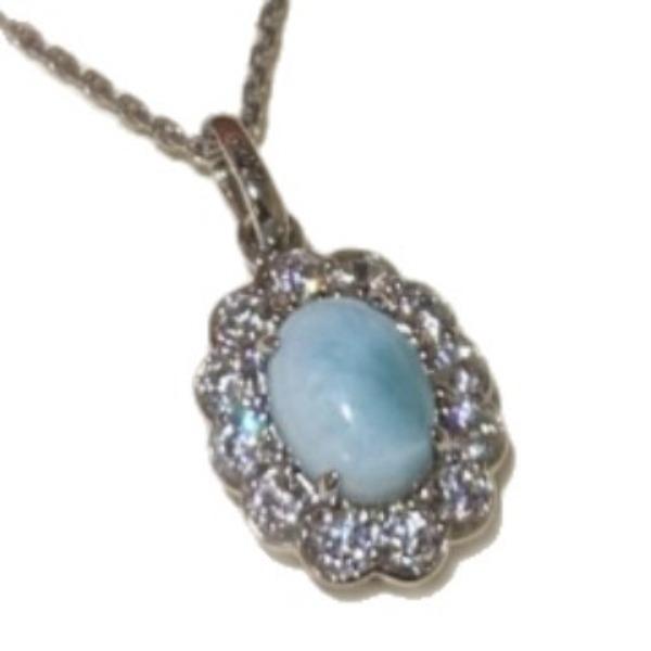 Vintage High-End Atmosphere, Inlaid With Zircon Sea Pattern Stone Stud Earrings, Necklace, Temperament White, Luxury And Elegant Set