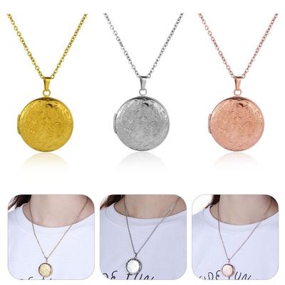 Lover Three-dimensional Carving Jewelry Friend Photo Picture Locket Round Shaped Necklace Pendant