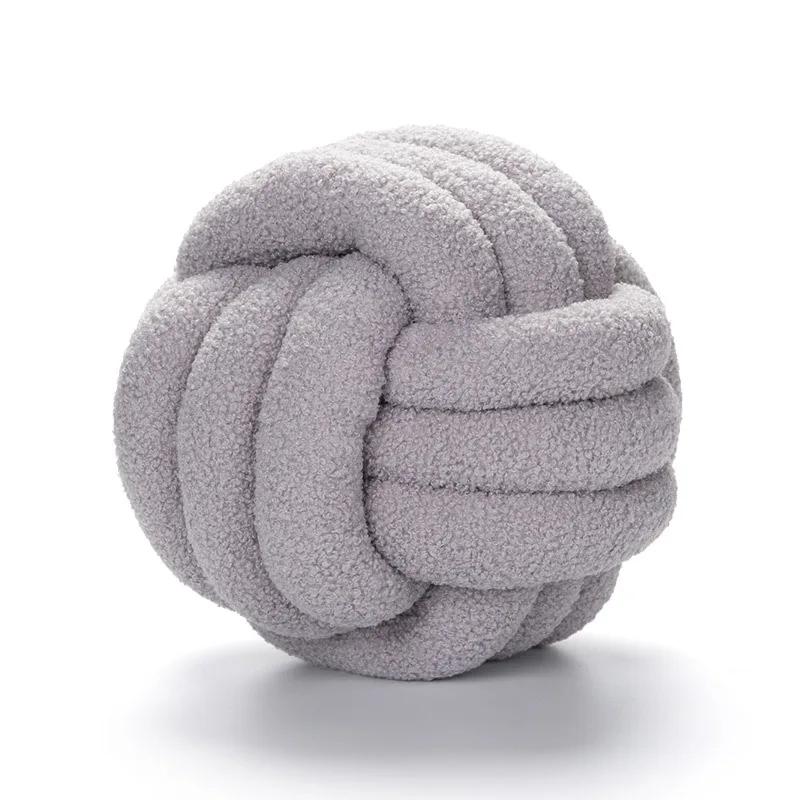 Hochwertige, geknotete Ball-Dekorationskissen für Wohnzimmer, Lammfleece-Bett- und Sofakissen, schlichtes Wohnaccessoire