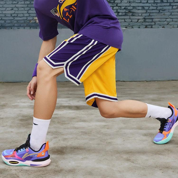 Li Ning Sports Basketball Series SS22 Color Block Letter Print Logo Basketball Shorts Men Shorts Yellow AAPS267-1