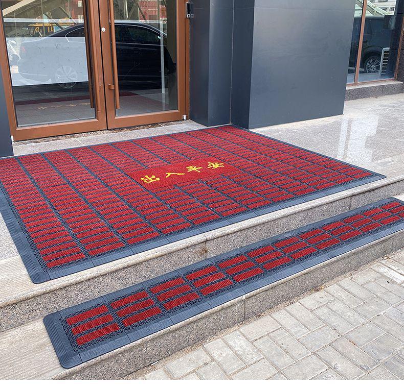 Snowproof Anti-Slip Winter Doormat for Outdoor Steps, Hotel Entrances & Stairways