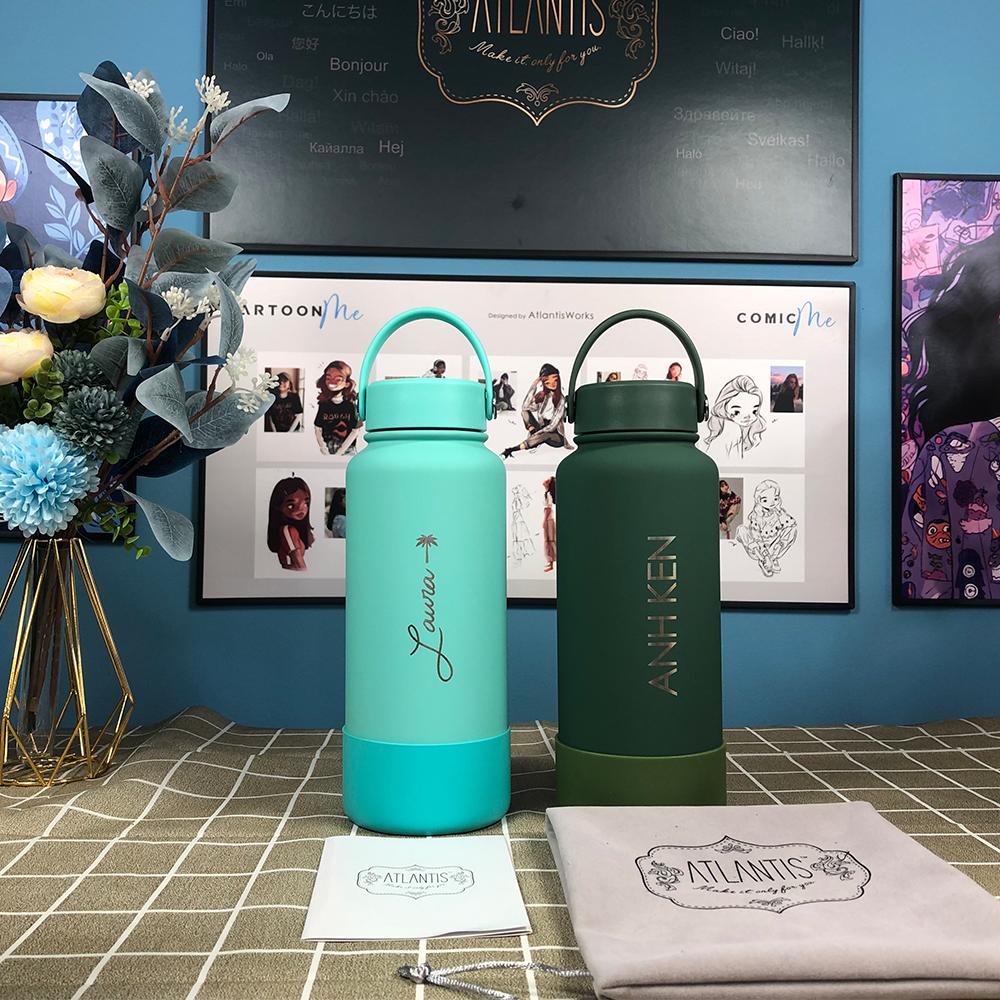 PuraCool Personalisierte Isolierte Wasserflasche 1000ml/1L/32oz Thermosbecher Flasche Lasergravur Personalisierter Name Geschenk