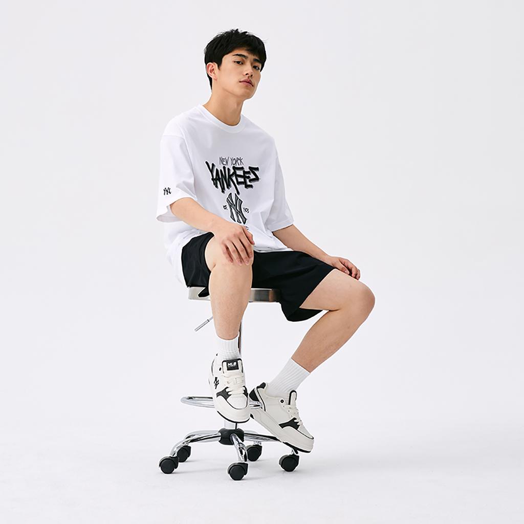 New MLB New York Yankees Basic Collection SS25 T Shirt Unisex White 3ATSB0553-50WHS