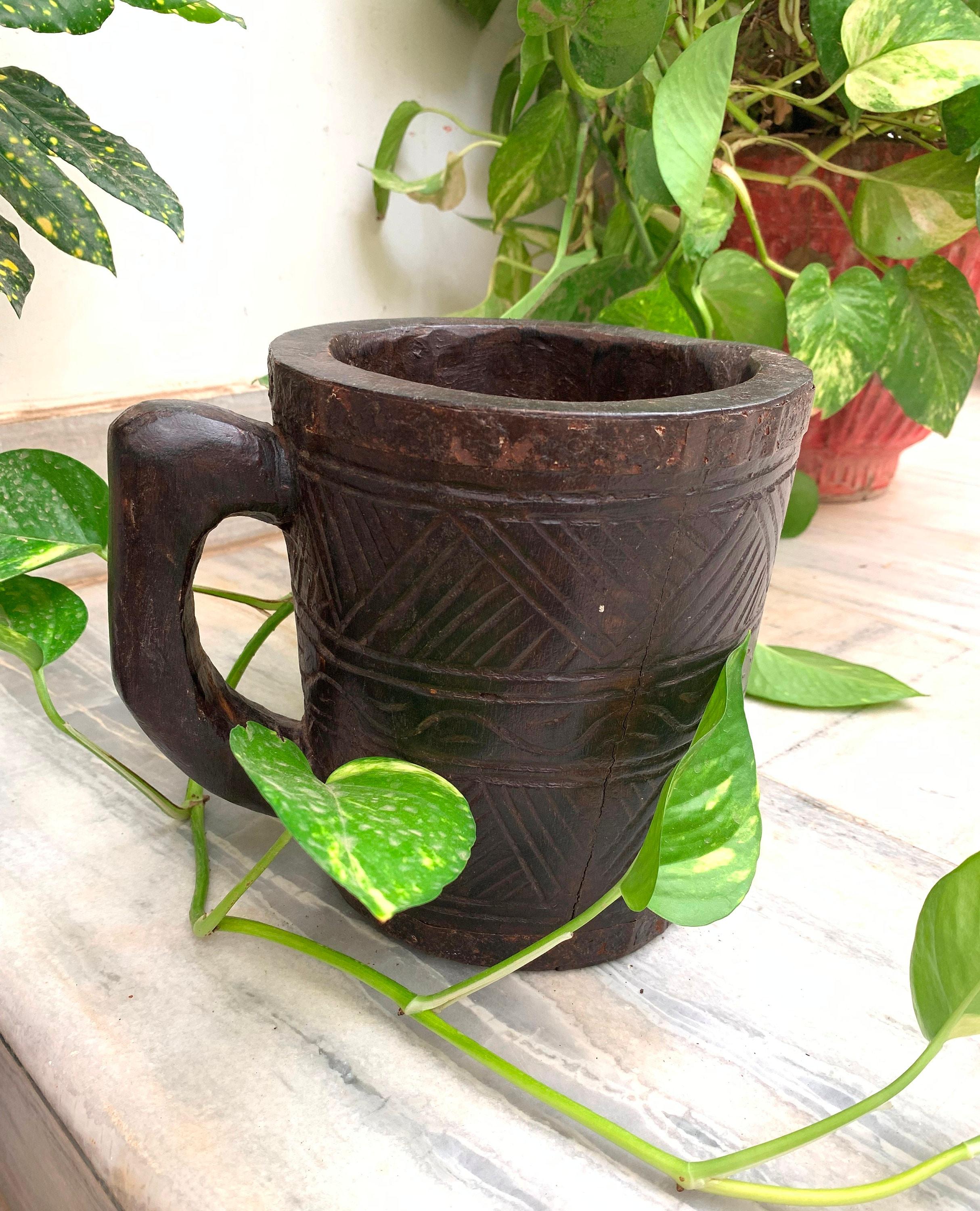 

Hand Carved Wooden Mug: Neo Ancient Coffee Cup, Dark Brown 16” X 8” X 24” (l x w x h) різнокольоровий