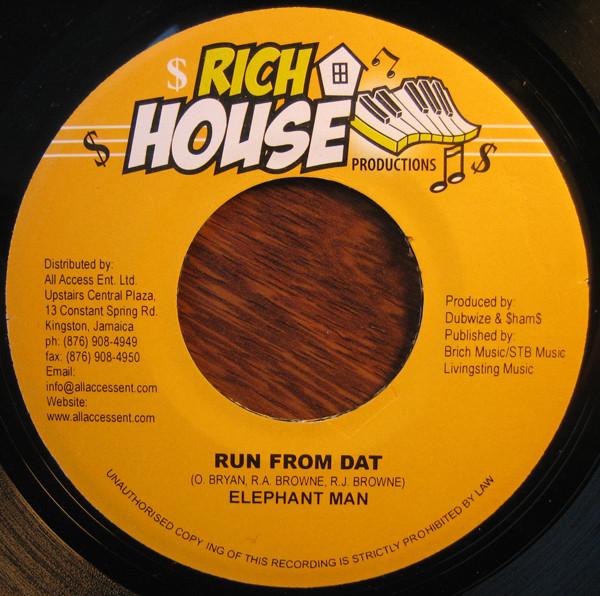 

7-дюймовая пластинка ELEPHANT MAN / FUTURE TROUBLES - Run From Dat / Gyal Dem Bawling NONE Rich House Prod 2005 Ямайка Регги, Ска и Даб Б/У