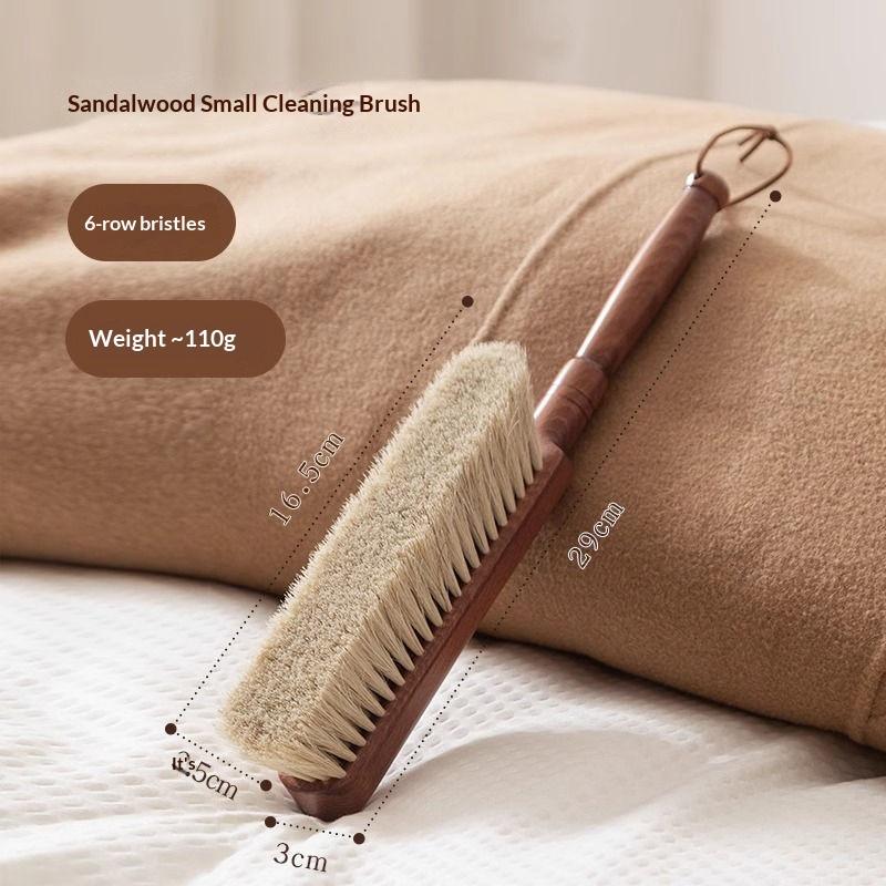 

1Pcs Reusable Natural Fiber Bristles Soft Dust Brush With Wooden Handle For Cleaning Beds Sofas Furniture And Coats