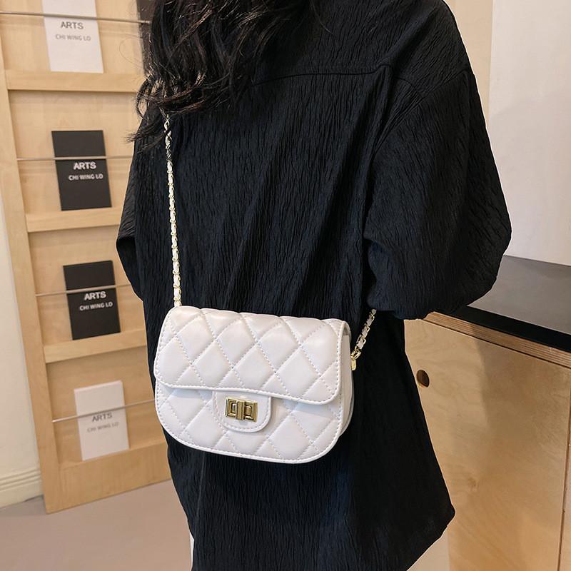 2024 New Women's Bag Casual Texture Solid Color Diamond Chain Small Bag Women's Fashion Shoulder Crossbody Small Square Bag Trendy Black