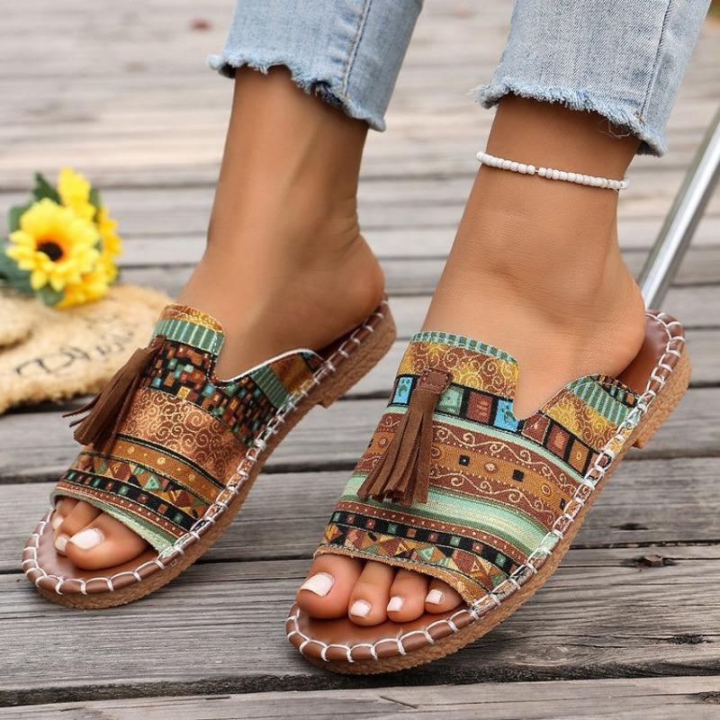 Sandali da donna infradito piatti stile boho con frange, calzature casual stile europeo, disponibili in taglie grandi.