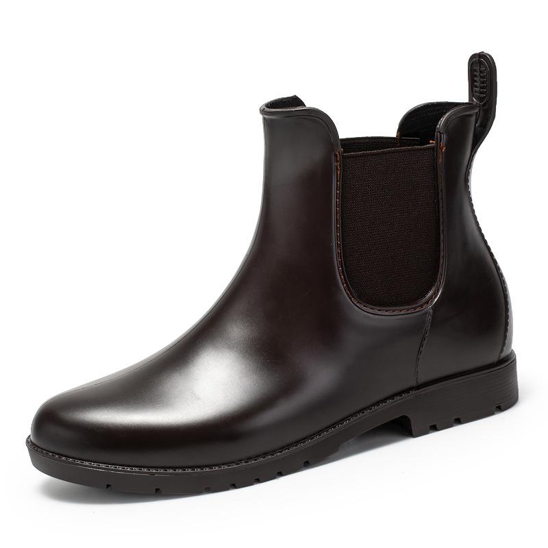 Factory direct sales of new rain shoes women's fashion outer wear rubber shoes adult water shoes waterproof overshoes short rain boots