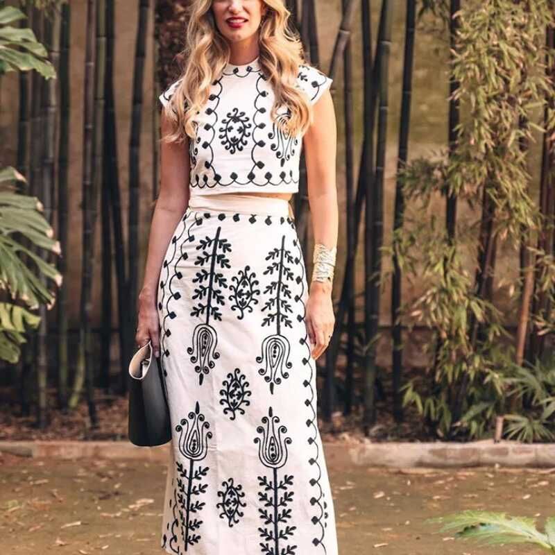 

Fashion Vintage Print Vacation Style Two-Piece Dress Printed Vacuum Two-Piece Dress White M
