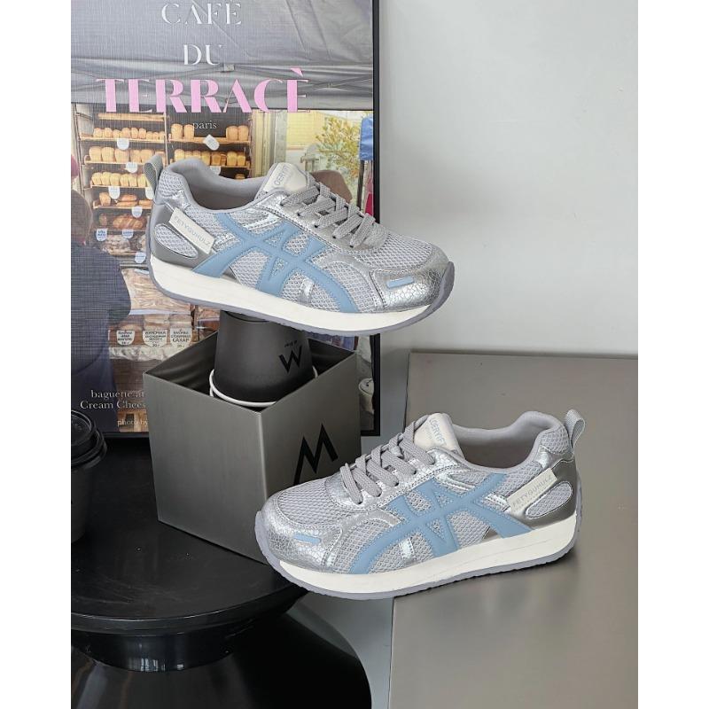 

Retro versatile sports jogging shoes women s spring new leather mesh breathable lightweight casual dad shoes 40 синій