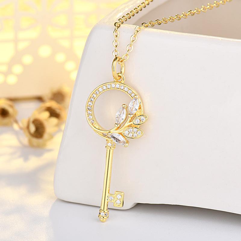 Vines Key Necklace Women's Flowers Leaves Pendant