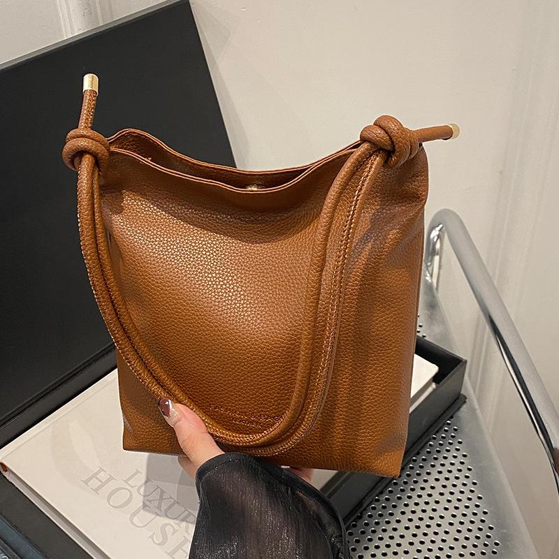 

Сумка для работы и учебы для женщин, новая модная и высококачественная сумка через плечо, большая вместимость, сумка-ведро через плечо