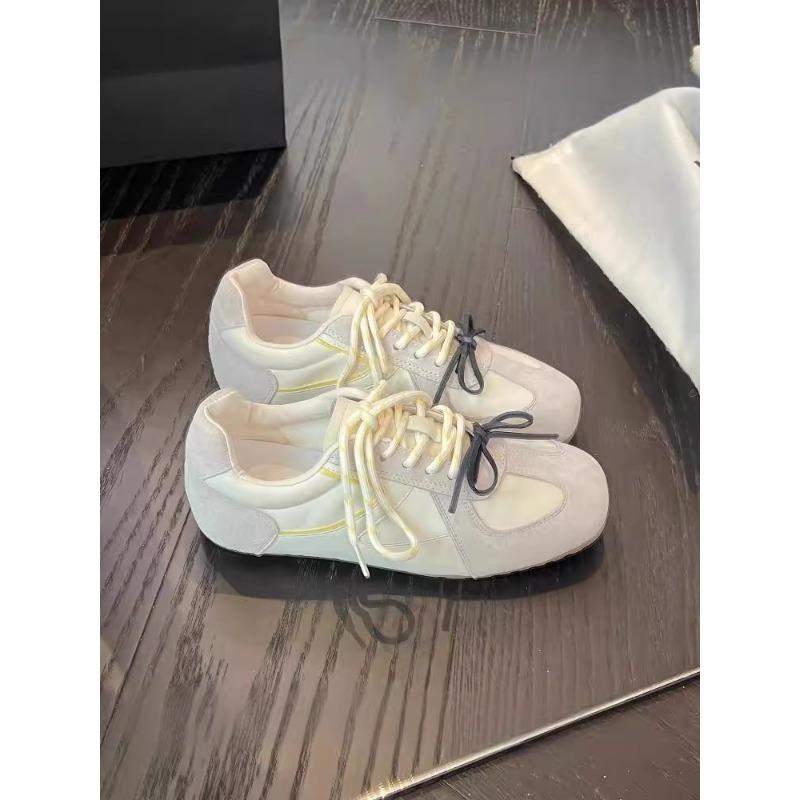 Retro contrasting color splicing flat bottom women's new fashionable versatile comfortable lightweight ballet style