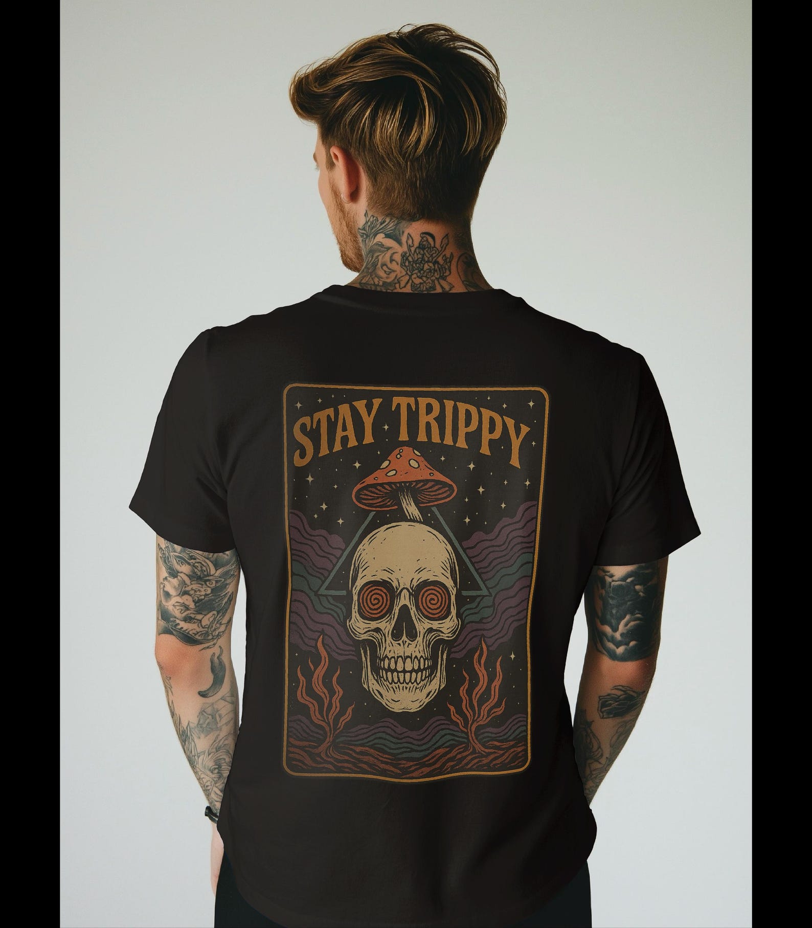 Trippy Skull Mushroom Unisex Tee, Stay Psychedelic, Alternative Graphic Shirt, Vintage Style Clothing S