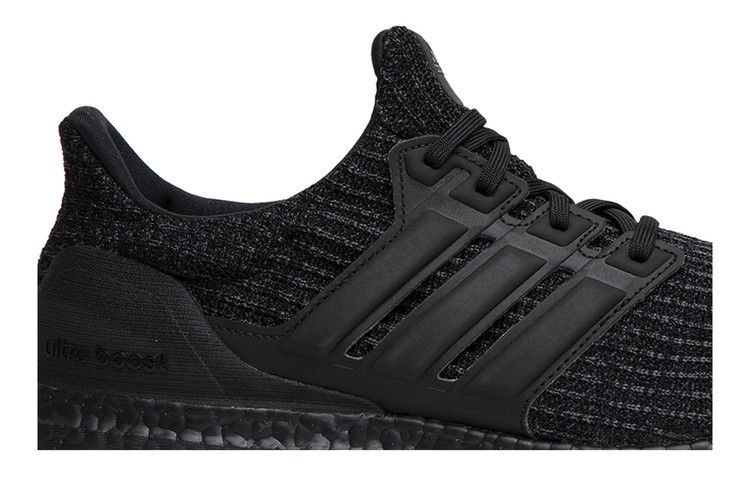 adidas Ultra Boost 4.0 Cage in Nabuk Nero Triplo