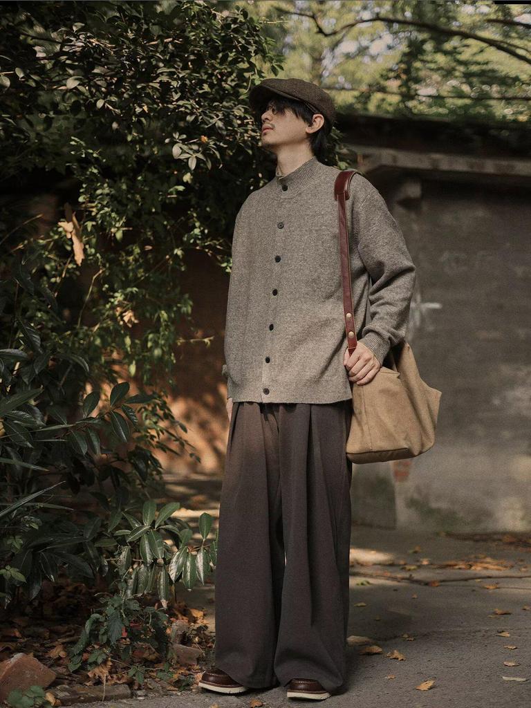 Unisex Retro Einfarbige Strickjacke mit Stehkragen - Old Money Style Vielseitige Strickware