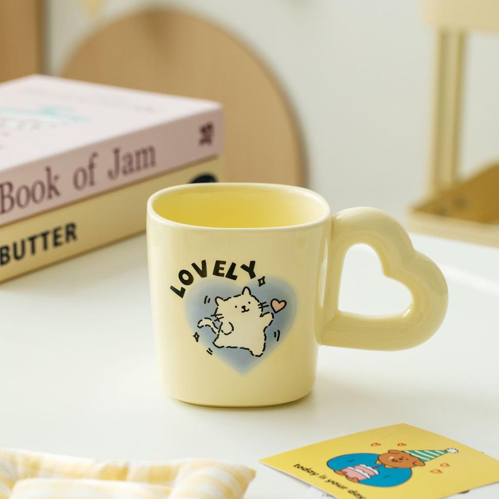Cute Cat Mug High Looking Ceramic Cup Souvenir Gift Cup for Best Friend Birthday Cup for Girls Water Cup