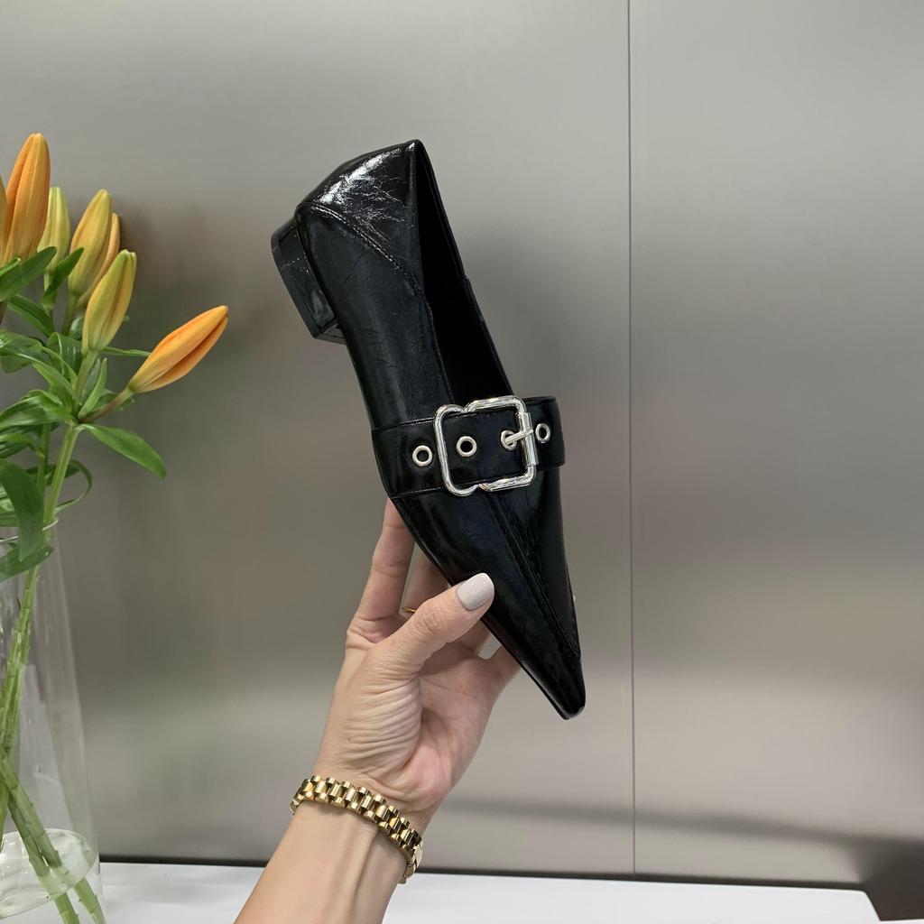 Woman Luxury Metal Chain Ballet Shallow Ballerina Slip On Casual High Heels New Women Fashion Pointed Toe Low Heeled Shoes