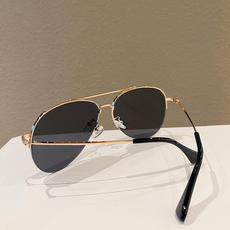 Nowe Modne Okulary Przeciwsłoneczne Pilotki z Soczewkami Gradientowymi Vintage Okulary do Jazdy na Rowerze i Jazdy Samochodem Unisex Ochrona Uv400 Okulary