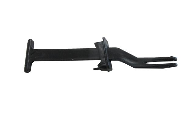 

For Volkswagen Passat B5 2001 2005 Hood Exterior Open Latch 3B0823593D
