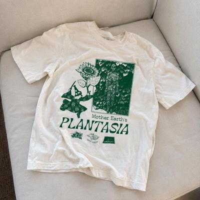 Mother Earth’s Plantasia Wizard Sunflower Graphic Tee Natural Unisex Gildan