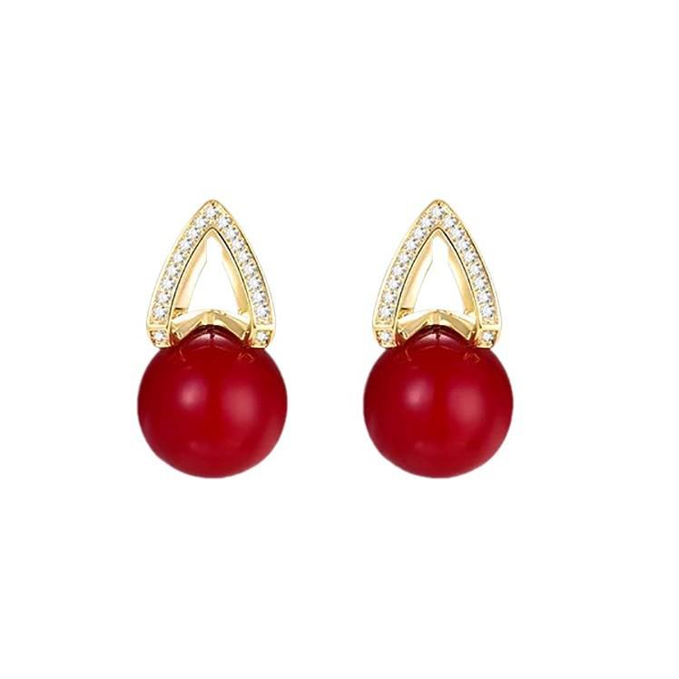 Elegant French Geometric Pearl Triangle Earrings for Women - Luxurious, Gentle, High-End Style Jewelry