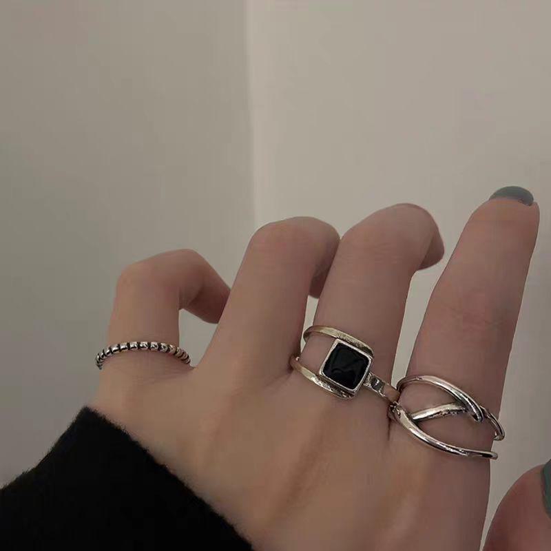 Korean Geometric Retro Hip-Hop Open Ring for Women - Versatile Index or Pinky Finger Trendy Jewelry