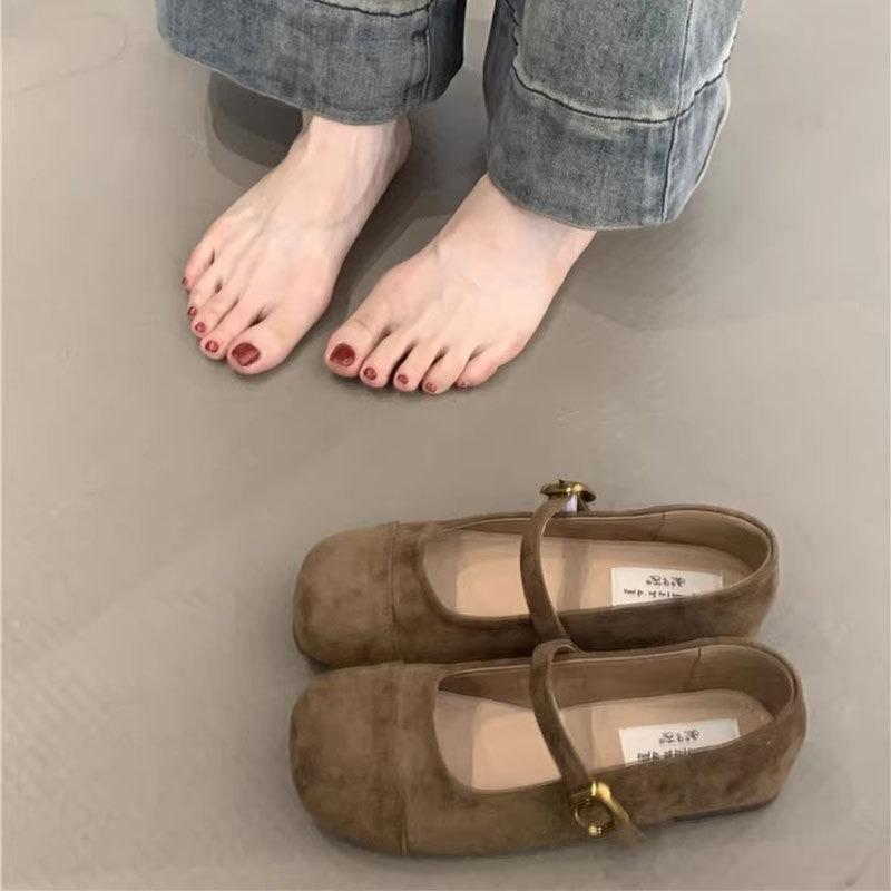 Retro shallow single shoes women's spring and autumn new French evening shoes gentle soft flat Mary Jane shoes