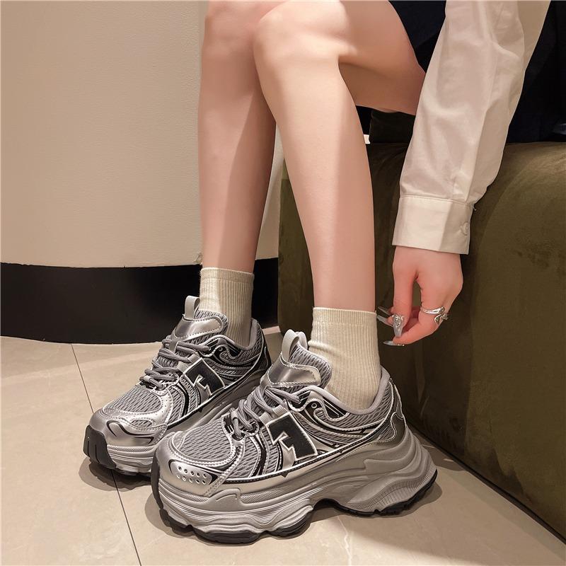 Jarní Nové Retro Boty s Tlustou Podrážkou, Barevné Šněrovací Trendy Boty pro Páry, Ležérní Sportovní Boty, Všestranné