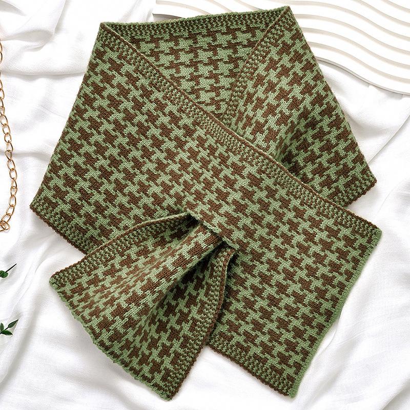 

Осень и зима новый горячий товар Qiandongge теплый маленький шарф женский простой пуловер ленивый необходимый теплый шарф