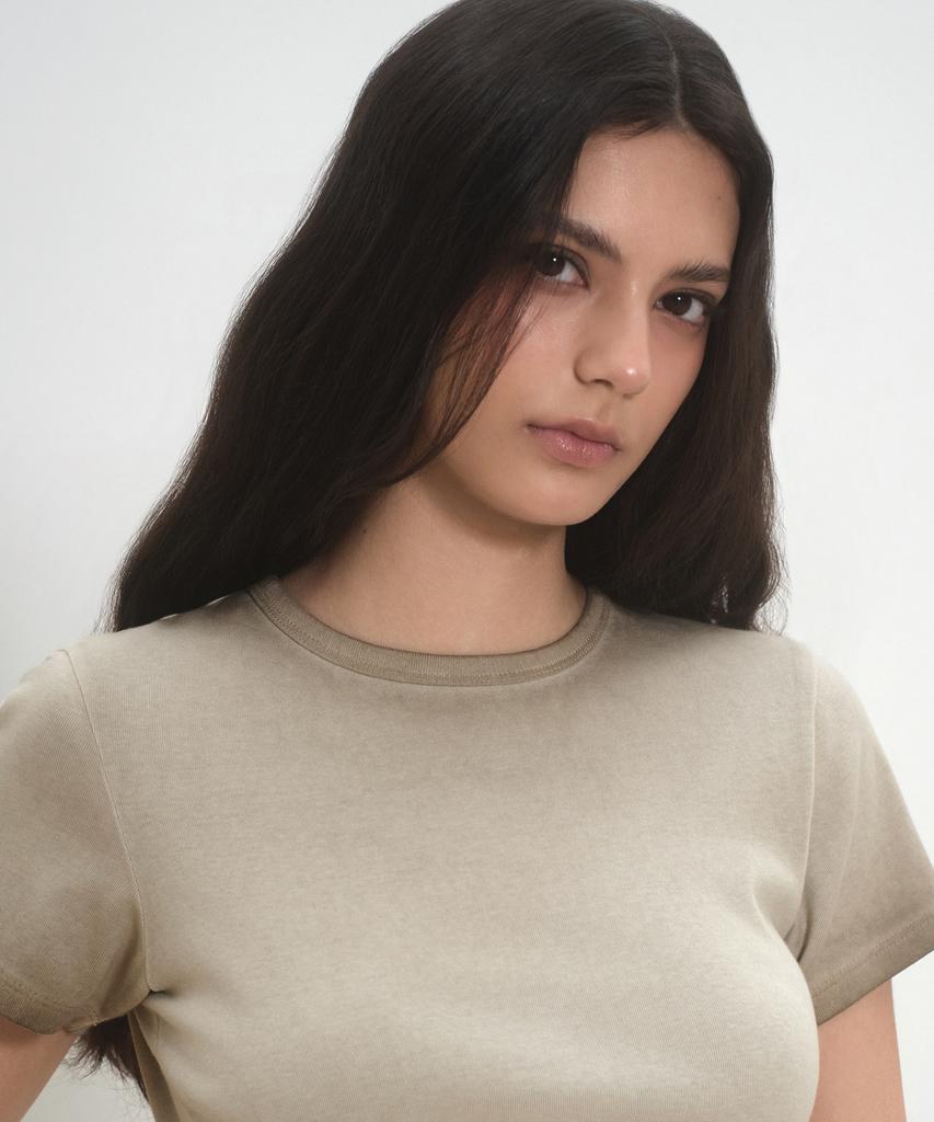 MUSINSA STANDARD WOMAN Women'S Dirty Dried Slim Crew Neck T-Shirt [Grayish Beige]